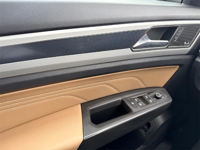 2023 Volkswagen Atlas Cross Sport 3.6L V6 SEL Premium R-Line