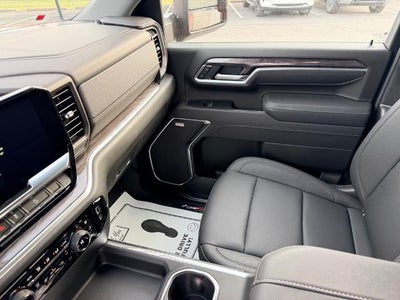 2026 Chevrolet Silverado 2500 HD Crew Cab Standard Box 4-Wheel Drive LTZ