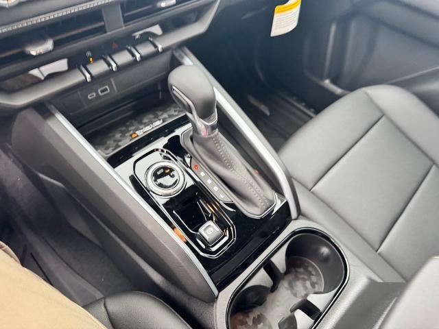 2025 Chevrolet Colorado Crew Cab Short Box 4-Wheel Drive LT