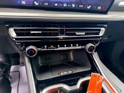 2026 Chevrolet Traverse LT w/2LT