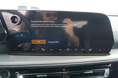 2025 Chevrolet Traverse LT w/2LT