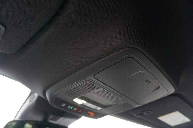 2025 Chevrolet Traverse LT w/2LT