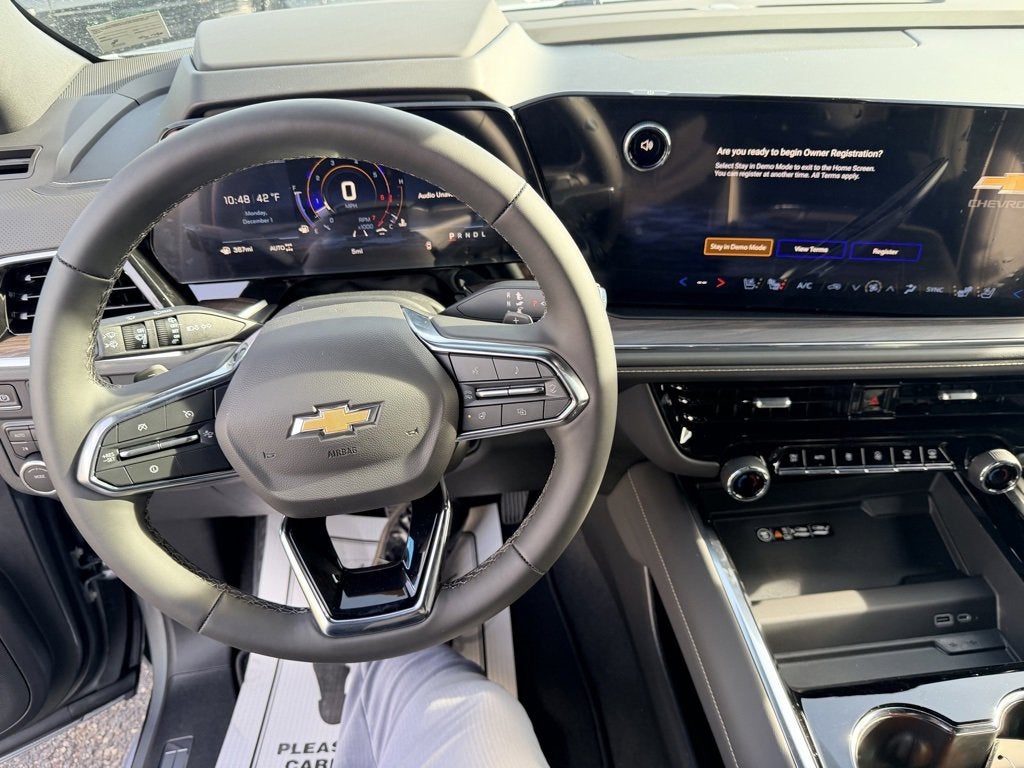 2026 Chevrolet Suburban 4WD Premier