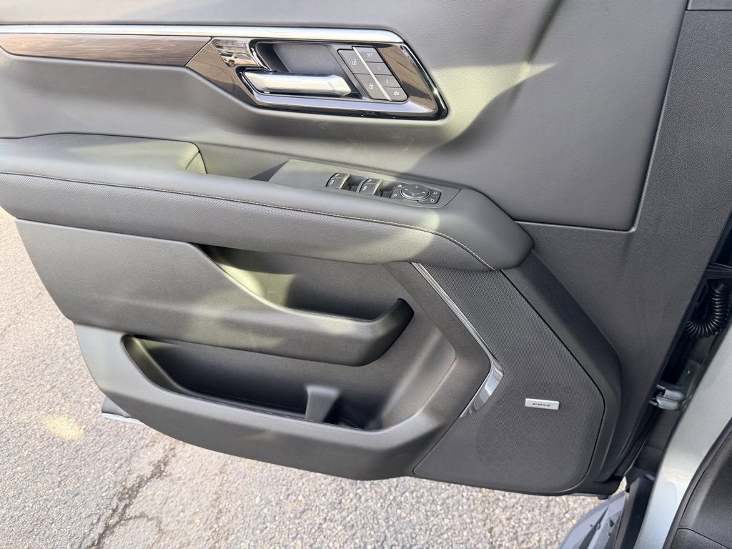 2026 Chevrolet Suburban 4WD Premier