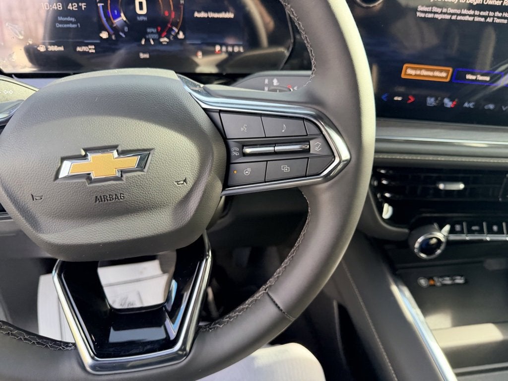 2026 Chevrolet Suburban 4WD Premier