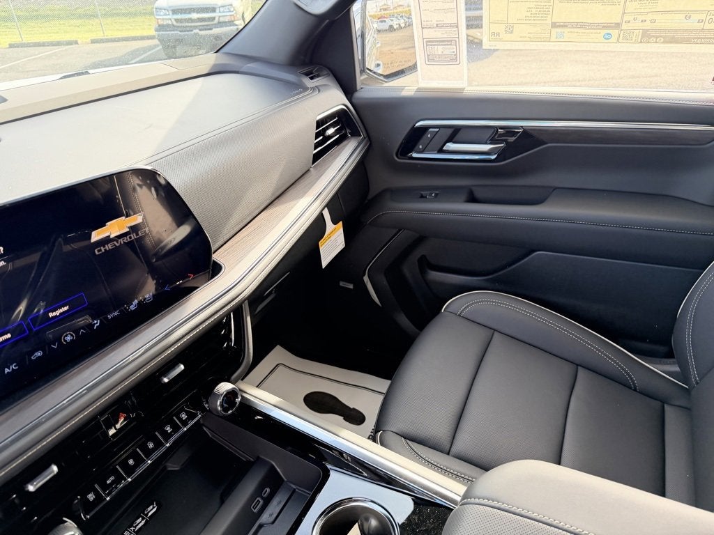 2026 Chevrolet Suburban 4WD Premier