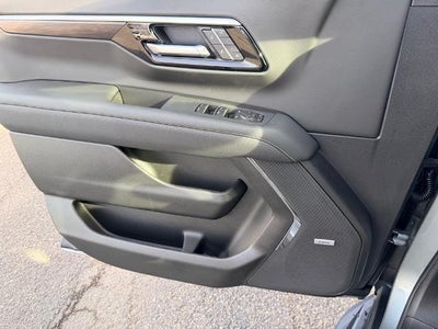 2026 Chevrolet Suburban 4WD Premier