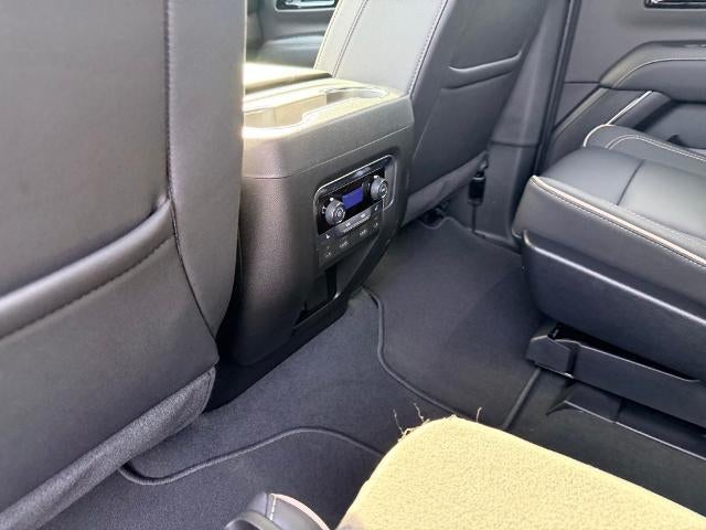 2026 Chevrolet Suburban 4WD Premier