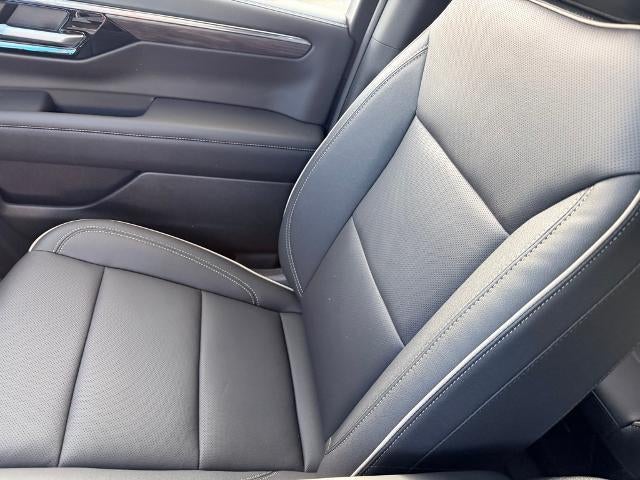 2026 Chevrolet Suburban 4WD Premier