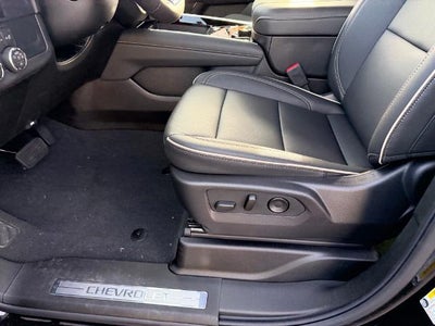 2026 Chevrolet Suburban 4WD Premier