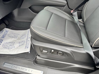 2025 Chevrolet Suburban 4WD Premier