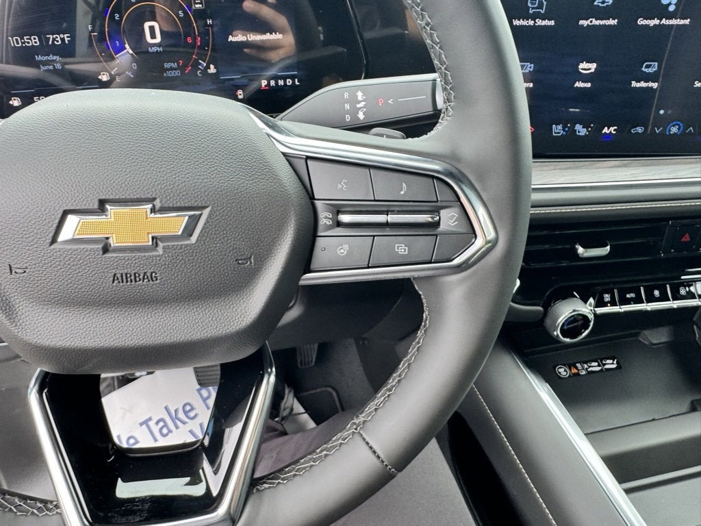 2025 Chevrolet Suburban 4WD Premier