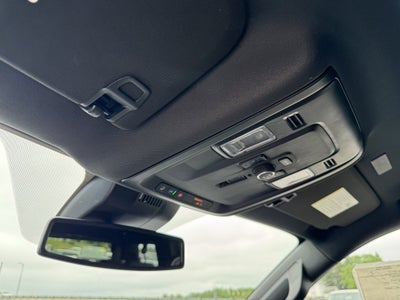 2025 Chevrolet Suburban 4WD Premier