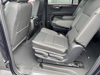 2025 Chevrolet Suburban 4WD Premier