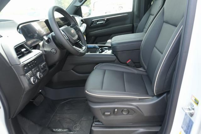 2025 Chevrolet Suburban 4WD Premier