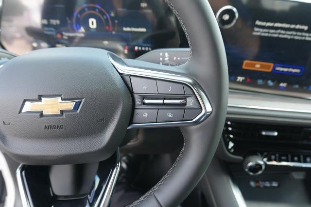 2025 Chevrolet Suburban 4WD Premier