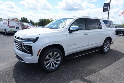 2025 Chevrolet Suburban 4WD Premier