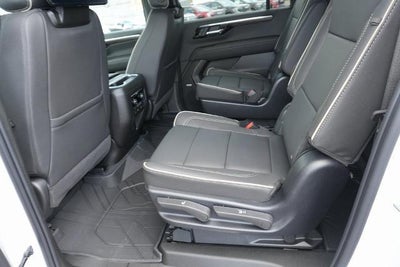 2025 Chevrolet Suburban 4WD Premier