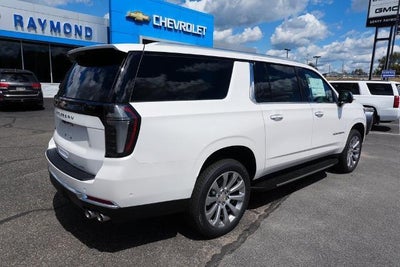 2025 Chevrolet Suburban 4WD Premier