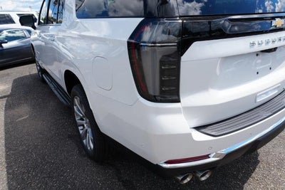 2025 Chevrolet Suburban 4WD Premier