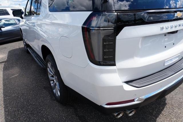 2025 Chevrolet Suburban 4WD Premier