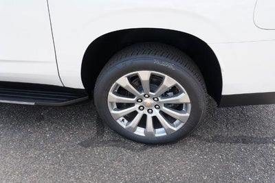 2025 Chevrolet Suburban 4WD Premier