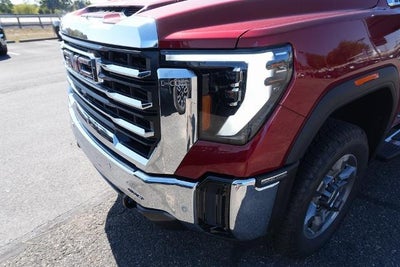 2025 GMC Sierra 2500 HD Crew Cab Standard Box 4-Wheel Drive SLT