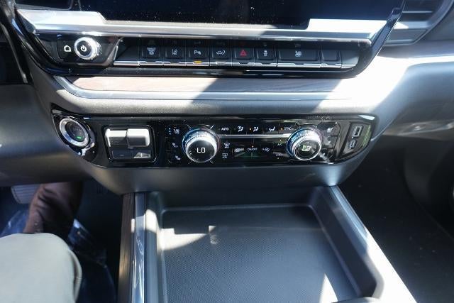 2025 GMC Sierra 2500 HD Crew Cab Standard Box 4-Wheel Drive SLT