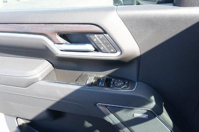 2025 GMC Sierra 2500 HD Crew Cab Standard Box 4-Wheel Drive SLT