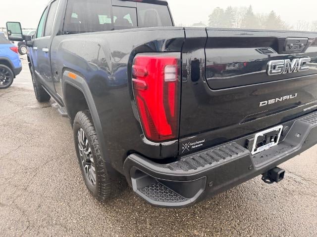 2026 GMC Sierra 2500 HD Crew Cab Standard Box 4-Wheel Drive Denali Ultimate