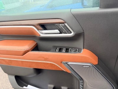 2026 GMC Sierra 2500 HD Crew Cab Standard Box 4-Wheel Drive Denali Ultimate