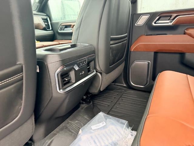 2026 GMC Sierra 2500 HD Crew Cab Standard Box 4-Wheel Drive Denali Ultimate