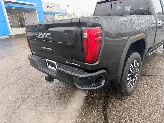 2026 GMC Sierra 2500 HD Crew Cab Standard Box 4-Wheel Drive Denali Ultimate