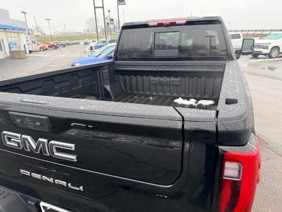 2026 GMC Sierra 2500 HD Crew Cab Standard Box 4-Wheel Drive Denali Ultimate