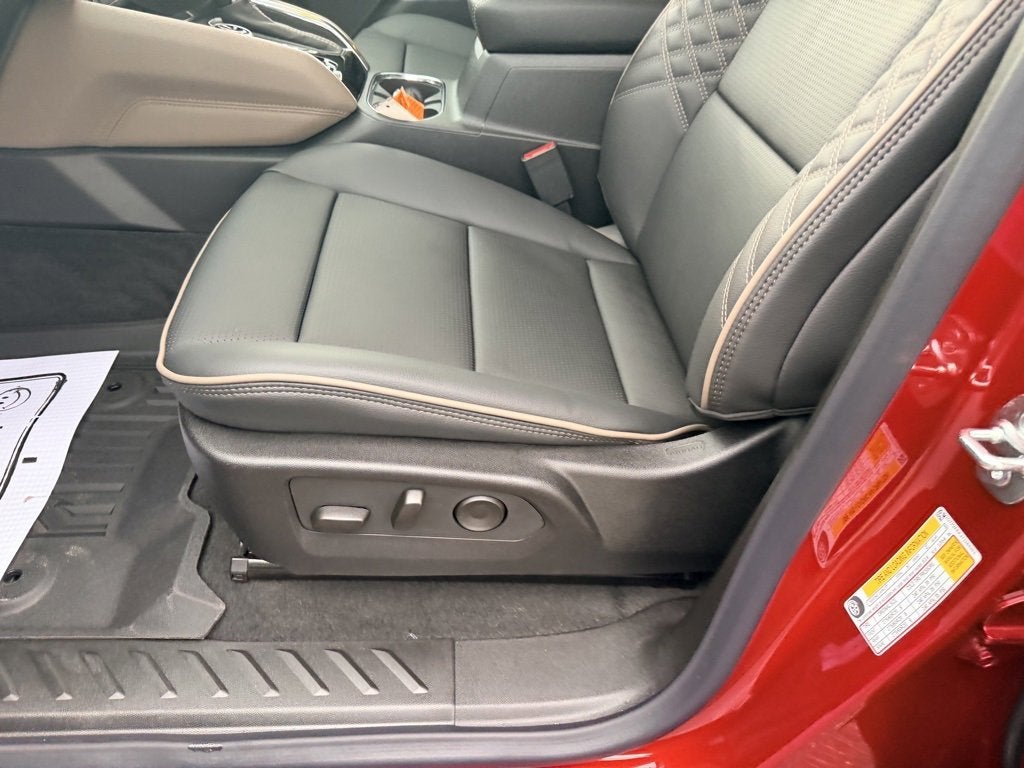 2026 GMC Canyon Crew Cab Short Box 4-Wheel Drive Denali