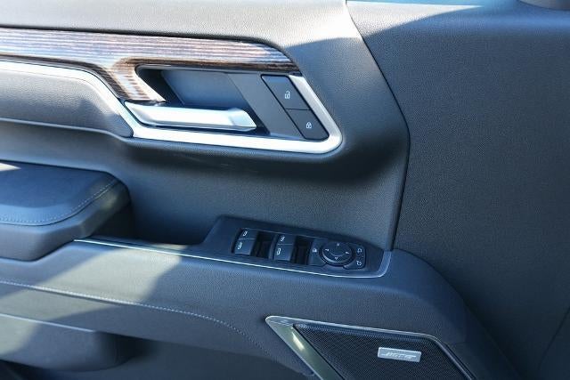 2025 GMC Sierra 1500 Crew Cab Short Box 4-Wheel Drive Elevation 3SB