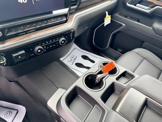 2026 Chevrolet Silverado 2500 HD Crew Cab Standard Box 4-Wheel Drive LT