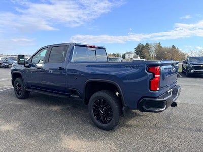 2026 Chevrolet Silverado 2500 HD Crew Cab Standard Box 4-Wheel Drive LT