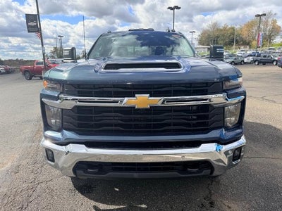 2026 Chevrolet Silverado 3500 HD Crew Cab Standard Box 4-Wheel Drive LT
