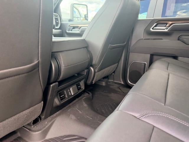 2026 Chevrolet Silverado 3500 HD Crew Cab Standard Box 4-Wheel Drive LT