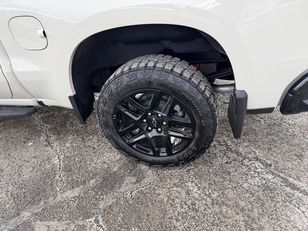 2026 Chevrolet Silverado 1500 Crew Cab Short Box 4-Wheel Drive Custom Trail Boss