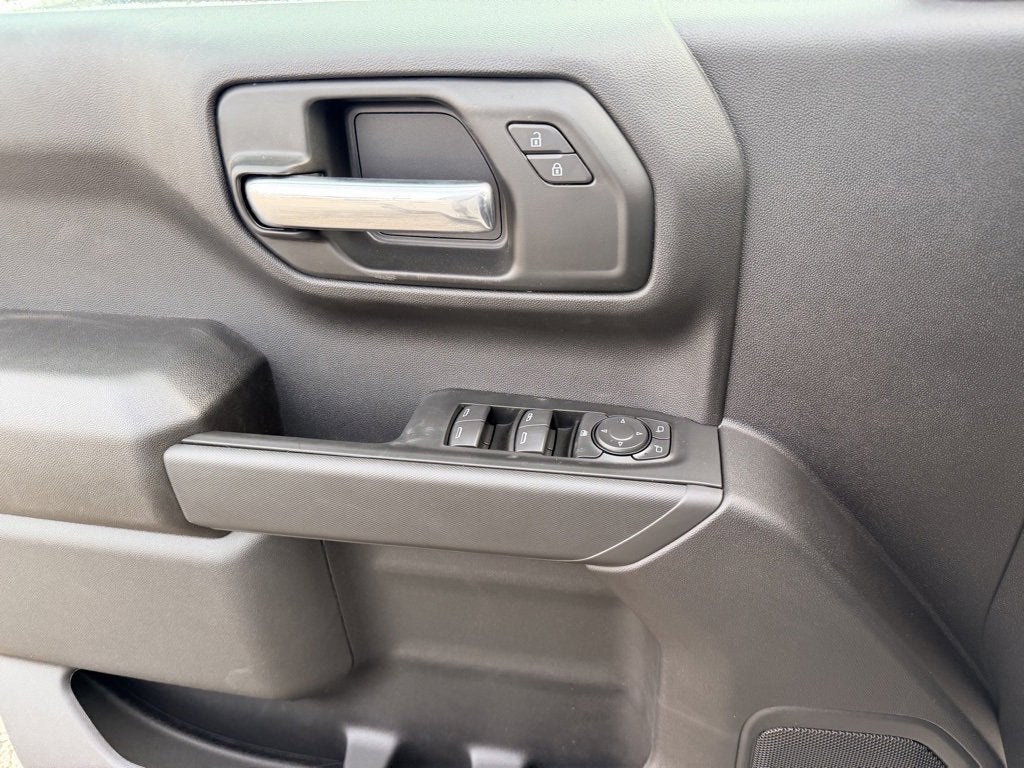 2026 Chevrolet Silverado 1500 Crew Cab Short Box 4-Wheel Drive Custom Trail Boss