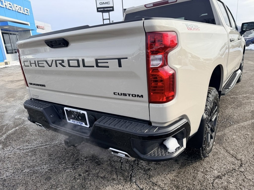 2026 Chevrolet Silverado 1500 Crew Cab Short Box 4-Wheel Drive Custom Trail Boss