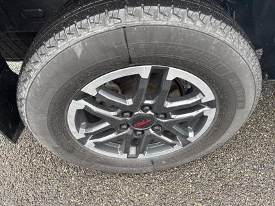 2024 Toyota Tacoma 4WD SR5